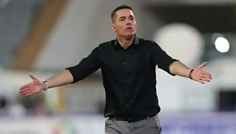 مخالفت با استعفای اوسمار | سرمربی پرسپولیس ماندنی شد