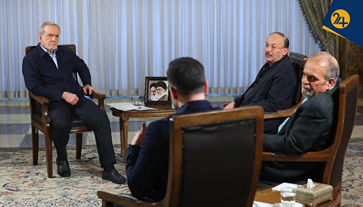 دورهمی رفقای گرمابه و گلستان در چهلم جانباختگان دی ماه | چرا دولت از حقیقت‌یابی فرار می‌کند؟