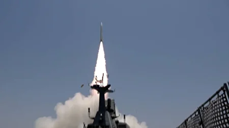 تصاویری از زمایش سپاه در تنگه هرمز