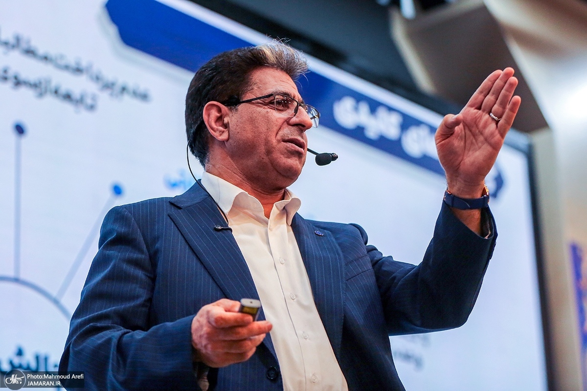 شستا زیان می‌دهد، مدیران پاداش میلیاردی می‌گیرند