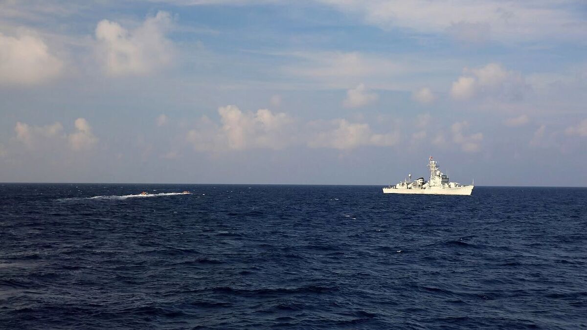 ببینید| صف بستن کشتی ها پس از بسته شدن موقت تنگه هرمز در رزمایش سپاه