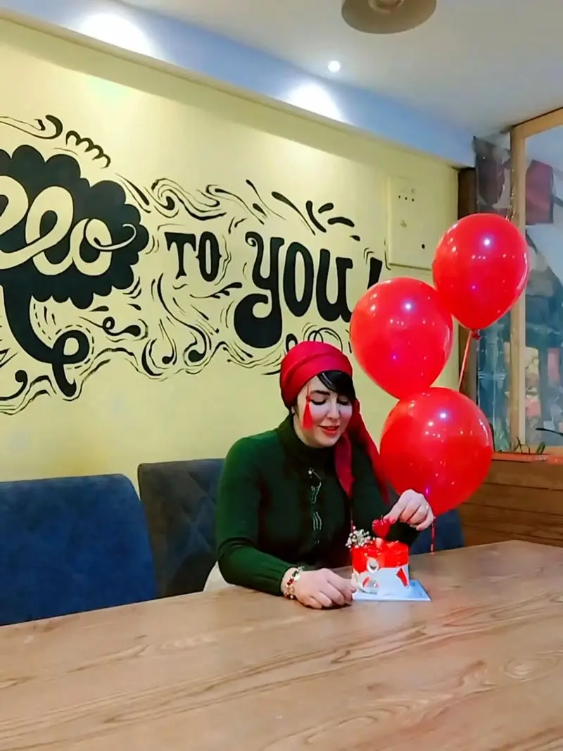 عکس| «نجمه گل‌تپه‌ای» ۲ سال بعد سریال سوجان و در جشن تولدش