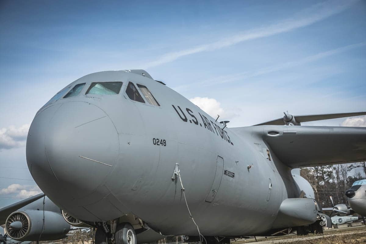 هواپیمای ترابری نظامی c-۱۴۱ استارلیفتر هواپیمای ترابری نظامی c-۱۴۱ استارلیفتر