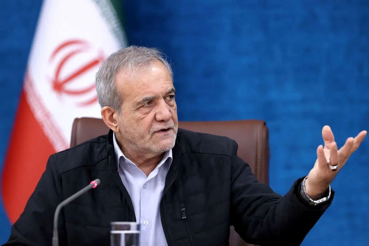 پزشکیان: اروپا و آمریکا به‌صورت رسمی اغتشاشگران و اقدامات خشونت‌آمیز آنها در وقایع اخیر را مورد حمایت قرار دادند