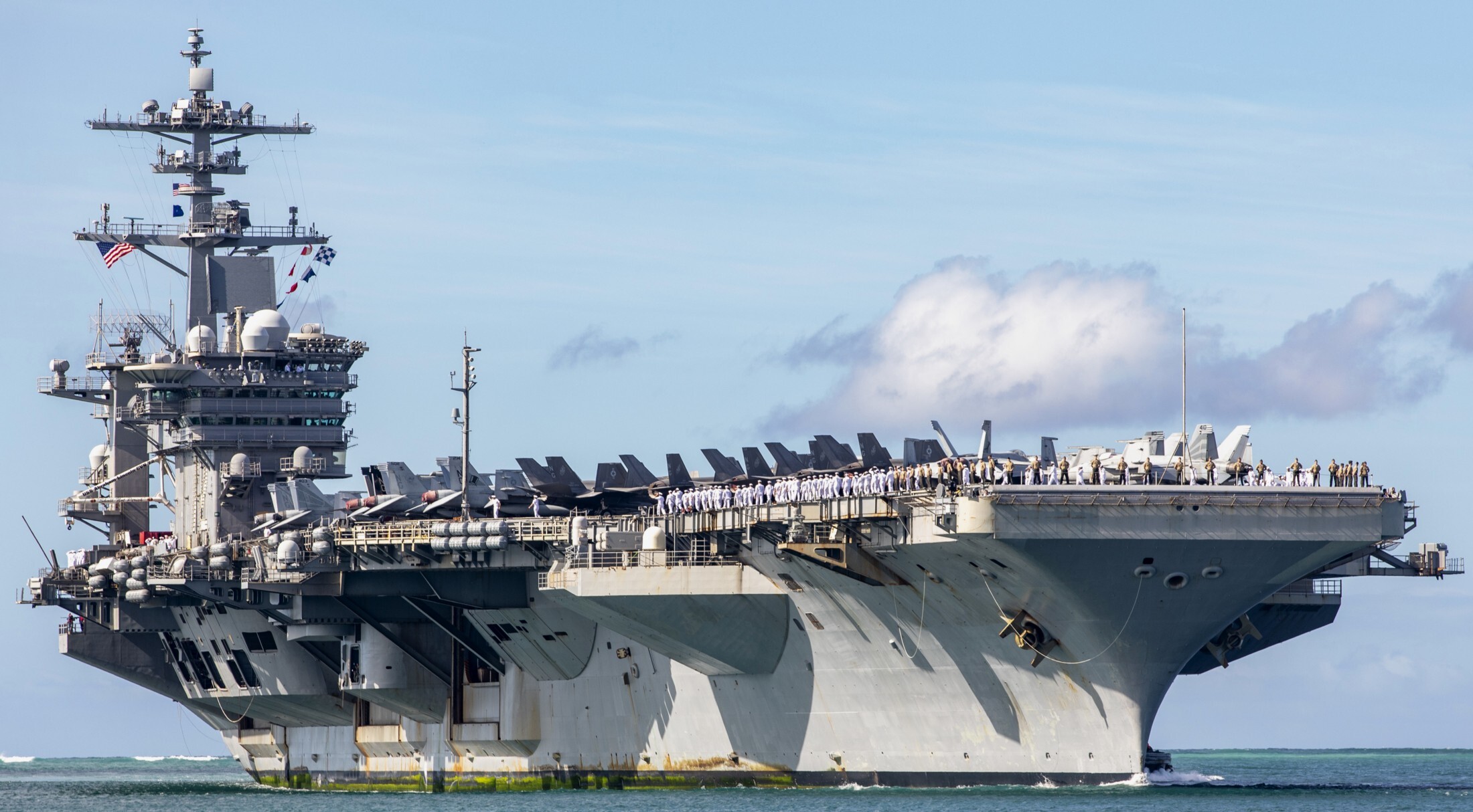 ناو هواپیمابر یواساس آبراهام لینکلن ناو هواپیمابر یواساس آبراهام لینکلن