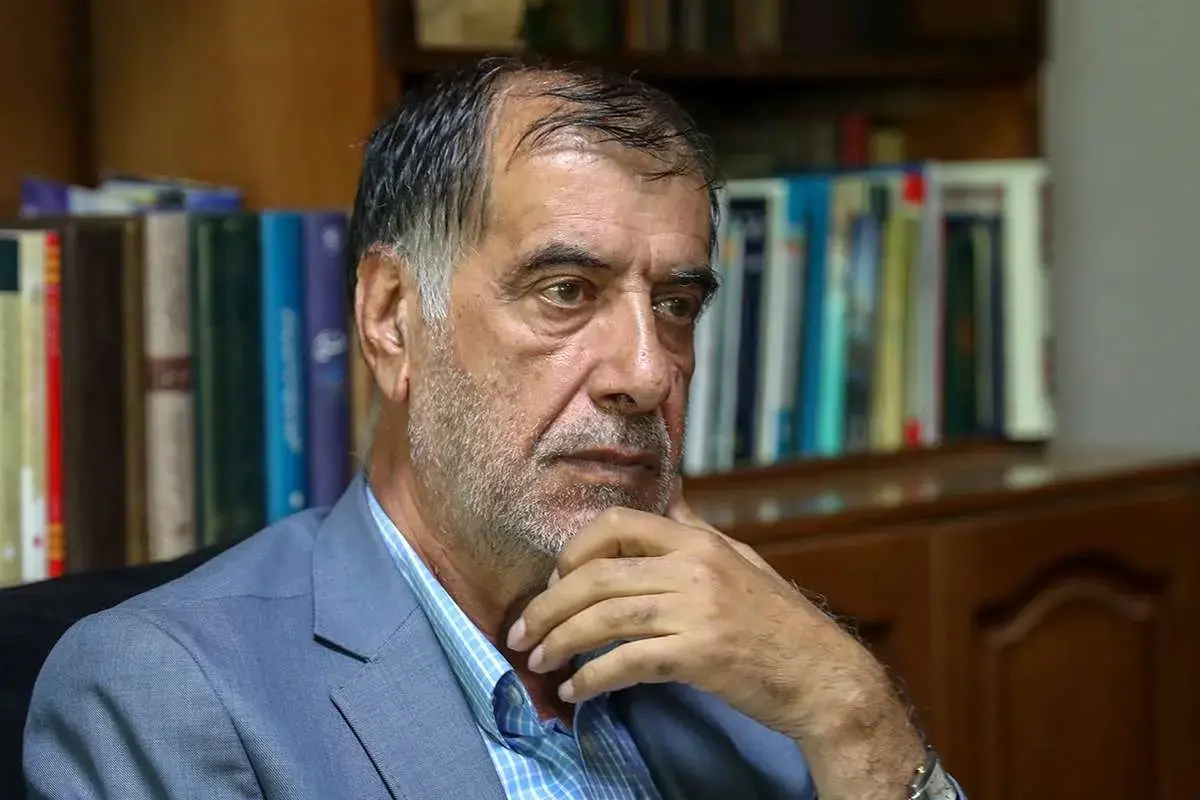 باهنر: نیروی نظامی ایران آماده و دست به ماشه است و در صورت لزوم، اقدام پیشدستانه انجام میدهد باهنر: نیروی نظامی ایران آماده و دست به ماشه است و در صورت لزوم، اقدام پیشدستانه انجام میدهد