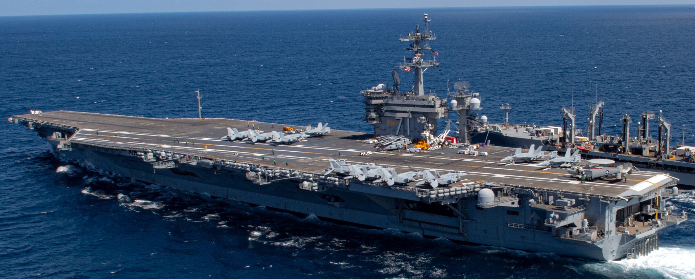 ناو هواپیمابر جنگی یو اس‌ اس تئودور روزولت