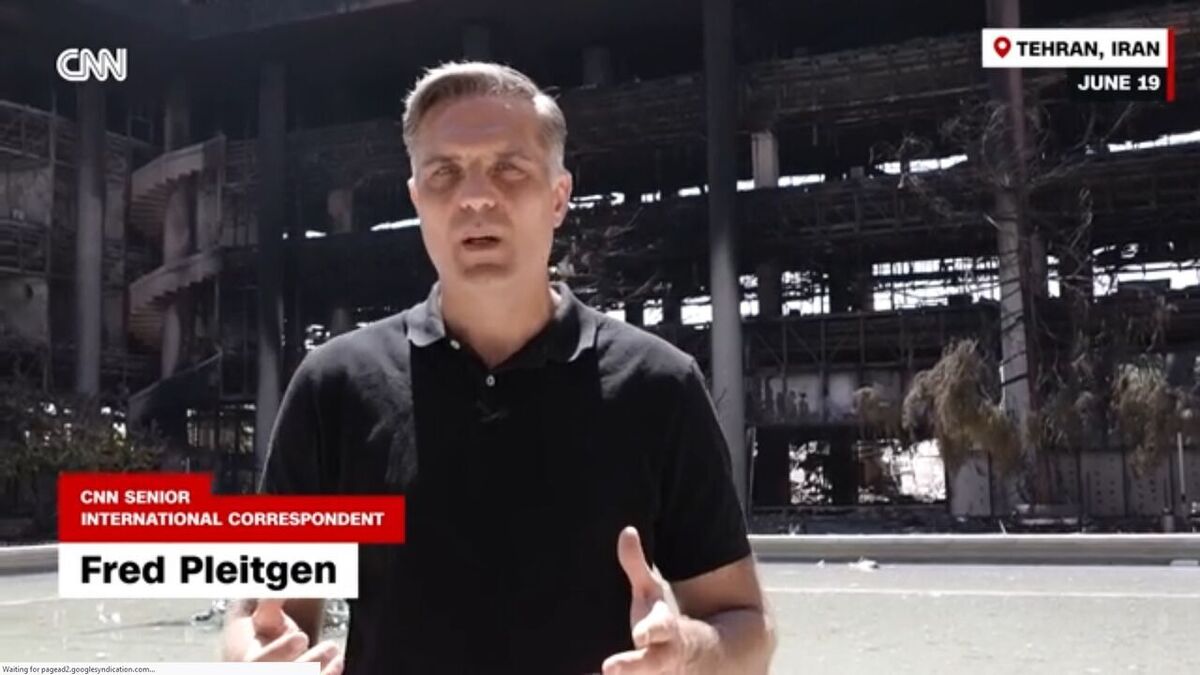 ببینید| گزارش CNN از میدان ولیعصر تهران: رهبر ایران هشداری قاطع به آمریکا داده