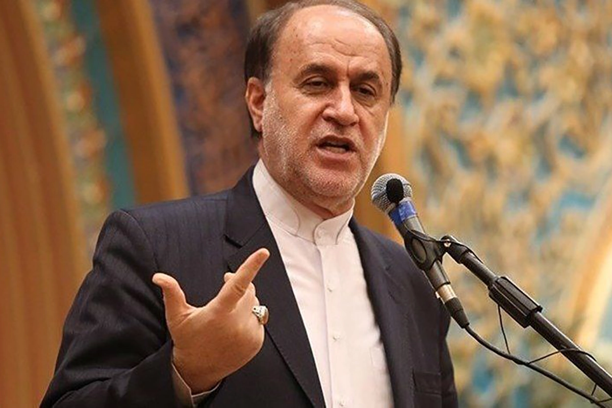 نایب رئیس مجلس ترامپ را تهدید کرد؛ یک بار بزنید، آنقدر میزنیم تا تمام شوید نایب رئیس مجلس ترامپ را تهدید کرد؛ یک بار بزنید، آنقدر میزنیم تا تمام شوید