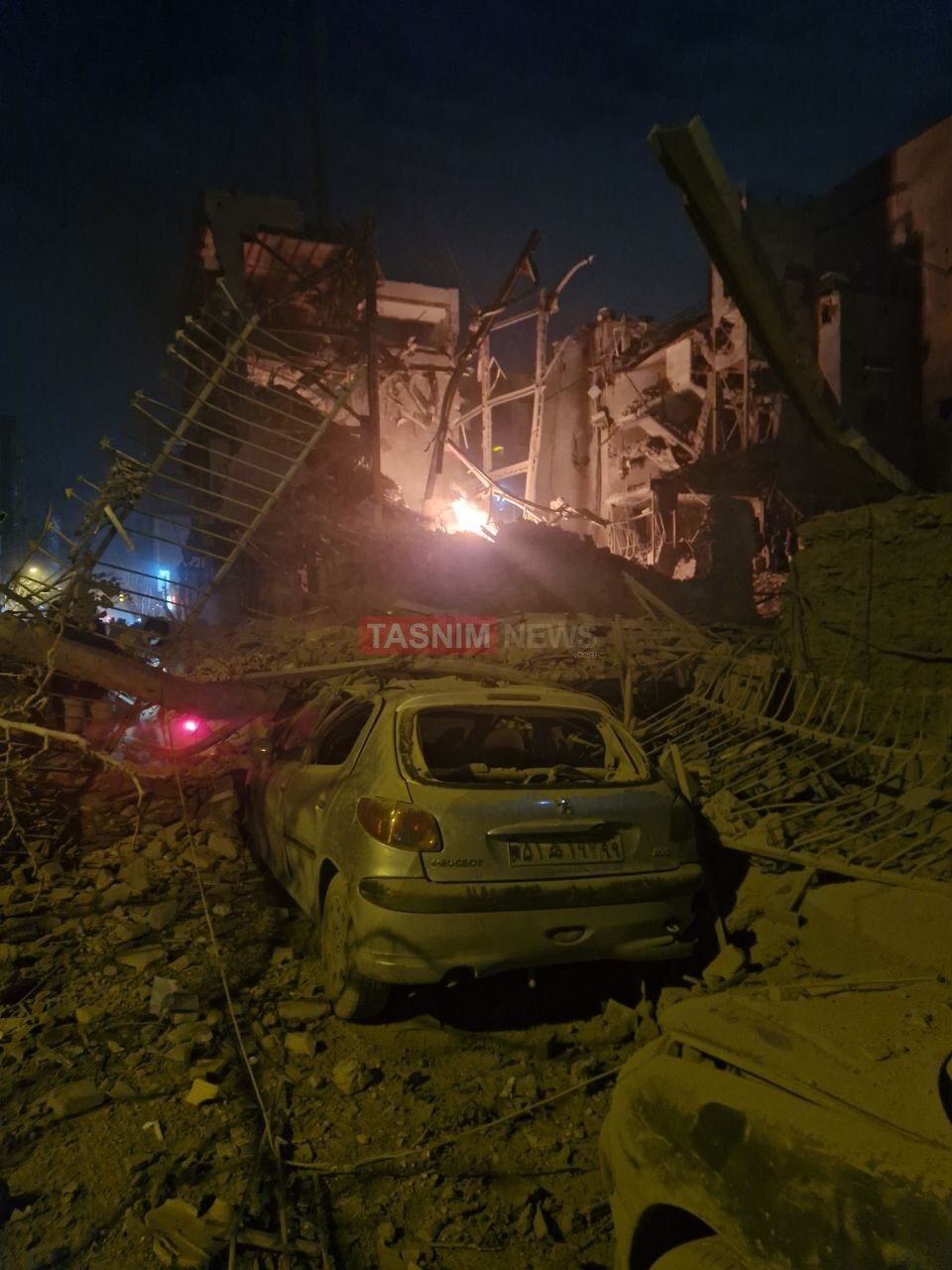 زنده از روز دوم جنگ | حمله سپاه به ناو آبراهام لینکلن | موج جدید حملات در تهران و کرج | صداوسیما هدف قرار گرفت