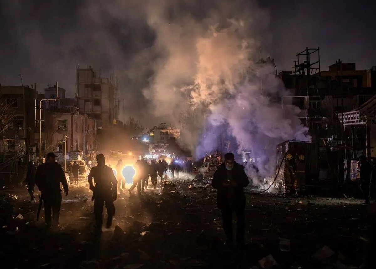 ببینید| ویدئویی از حجم تخریب در میدان نیلوفر تهران