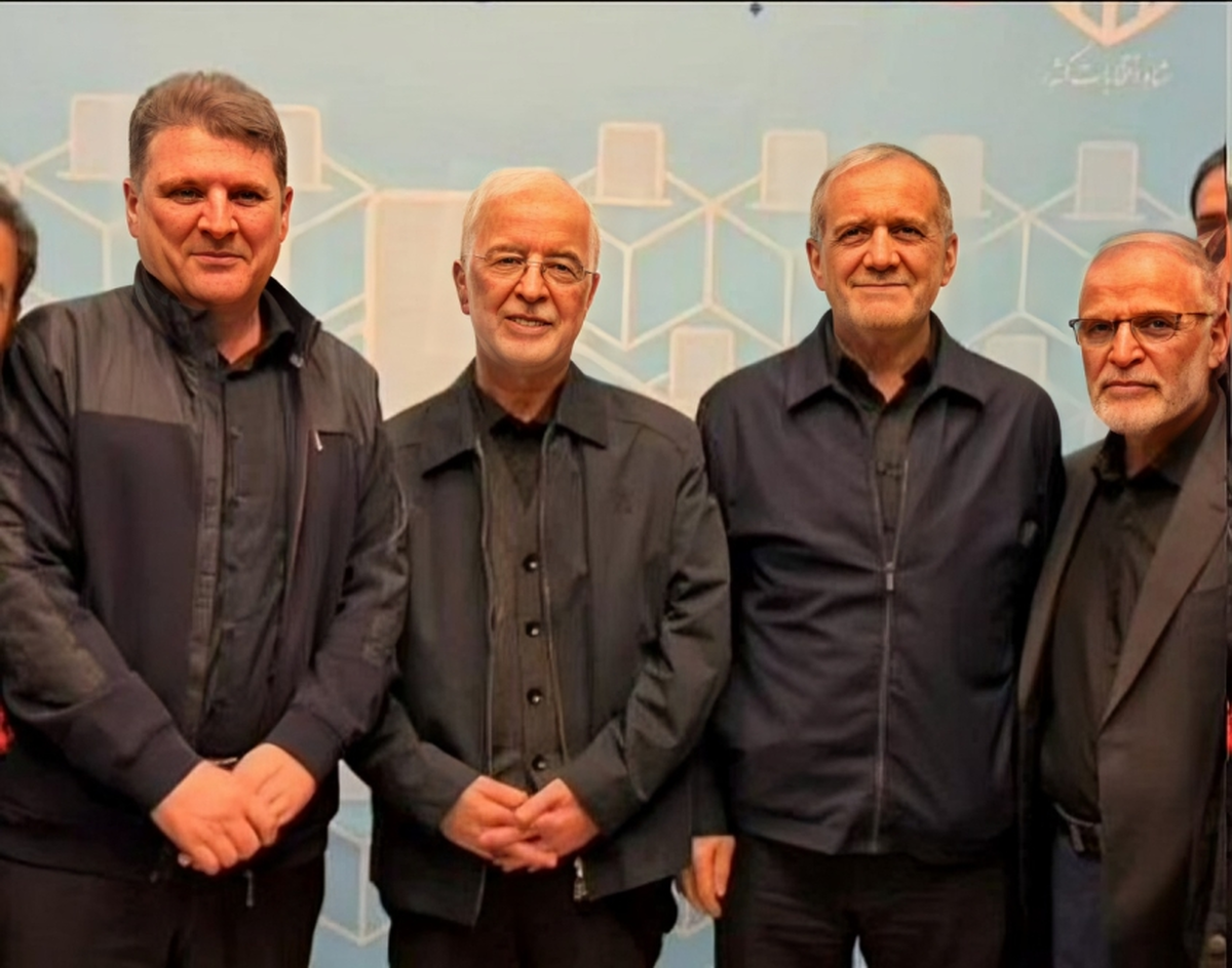 حضور پزشکیان در ستاد انتخابات کشور