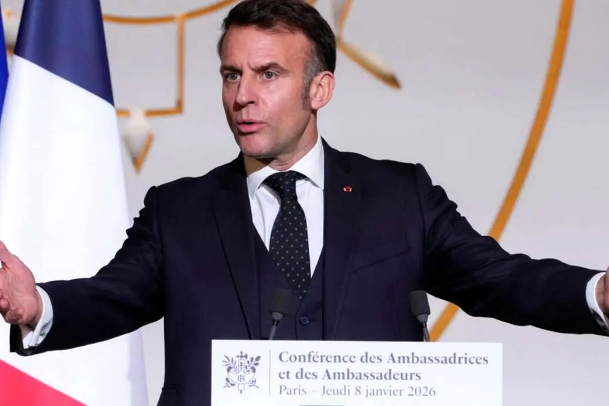 مکرون: فرانسه ناو هواپیمابر به مدیترانه اعزام کرد