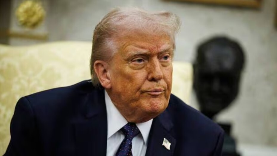 ترامپ در اتاق بیضی