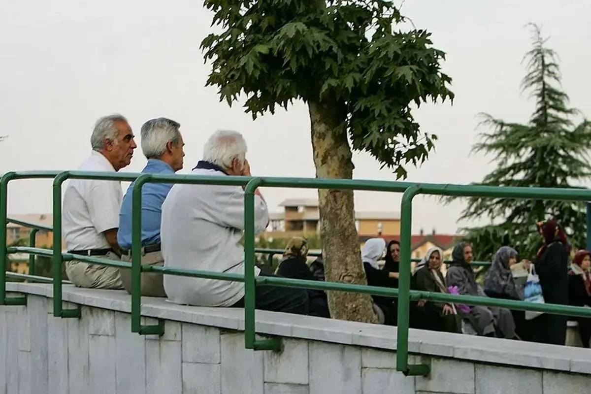 زمان واریز حقوق اسفند ماه بازنشستگان مشخص شد + جدول