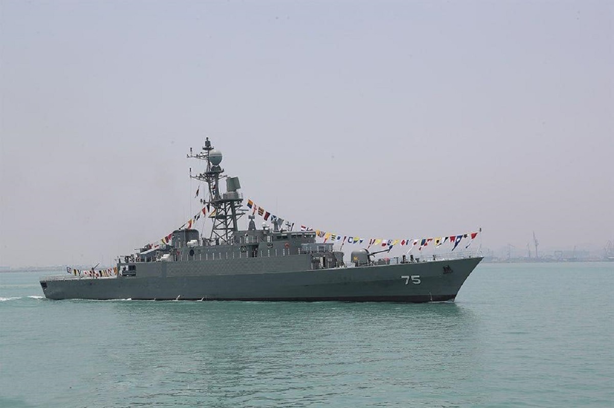 حمله زیردریایی آمریکا به ناوچه دنا در آب های سریلانکا/ ۸۰ نفر جان باختند