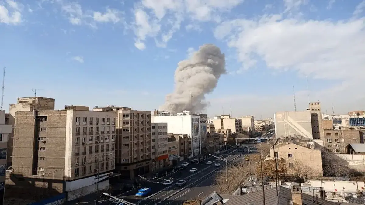 غرب تهران هدف حمله آمریکا و اسرائیل قرار گرفت