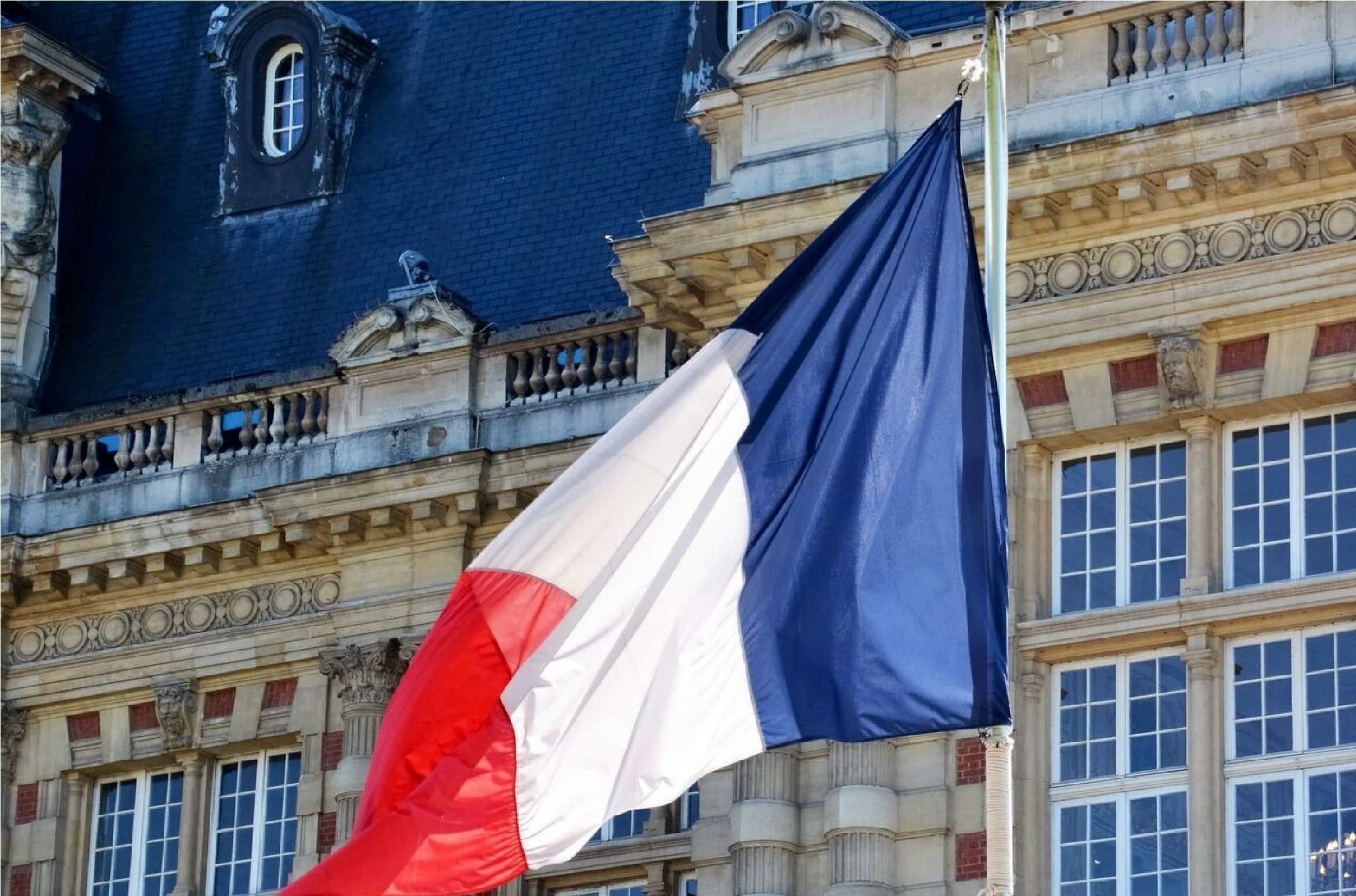 پایگاه‌های فرانسه