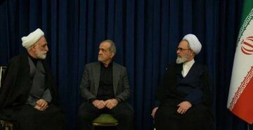 جلسه شبانه لاریجانی، پزشکیان، اعرافی و اژه‌ای| در چهارمین جلسه شورای رهبری چه گذشت؟