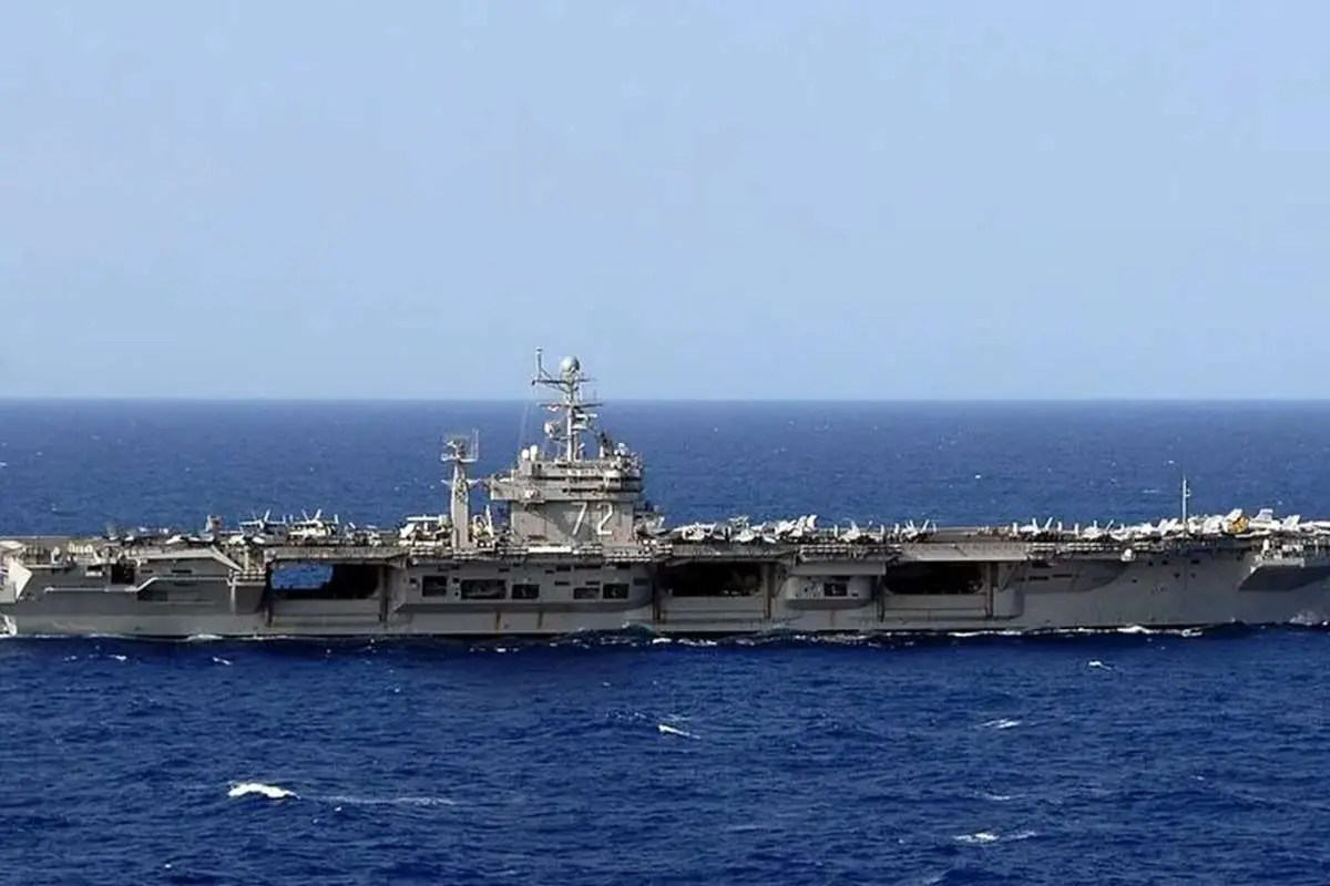  حمله موشکی نیروی دریایی ارتش به ناو آبراهام لینکلن