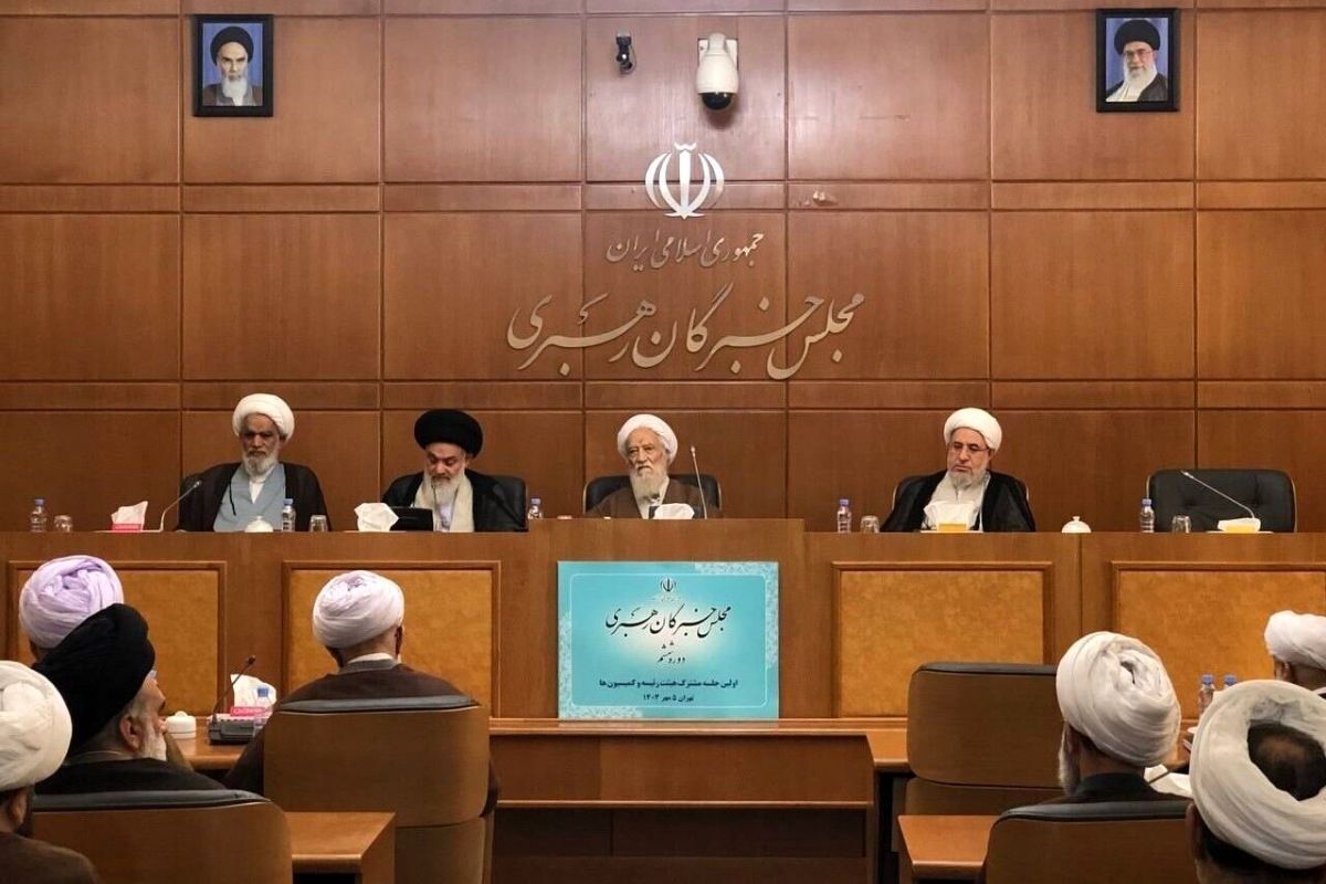 عضو مجلس خبرگان: جلسه انتخاب رهبر ظرف ۲۴ ساعت آینده برگزار می‌شود