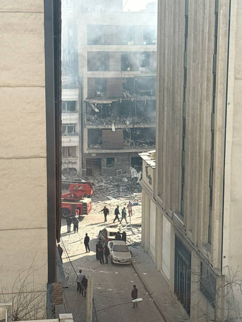 ساختمان سحاب پرداز (همکار ابرآروان در فیلترینگ و خدمات اینترنت) بمباران شد