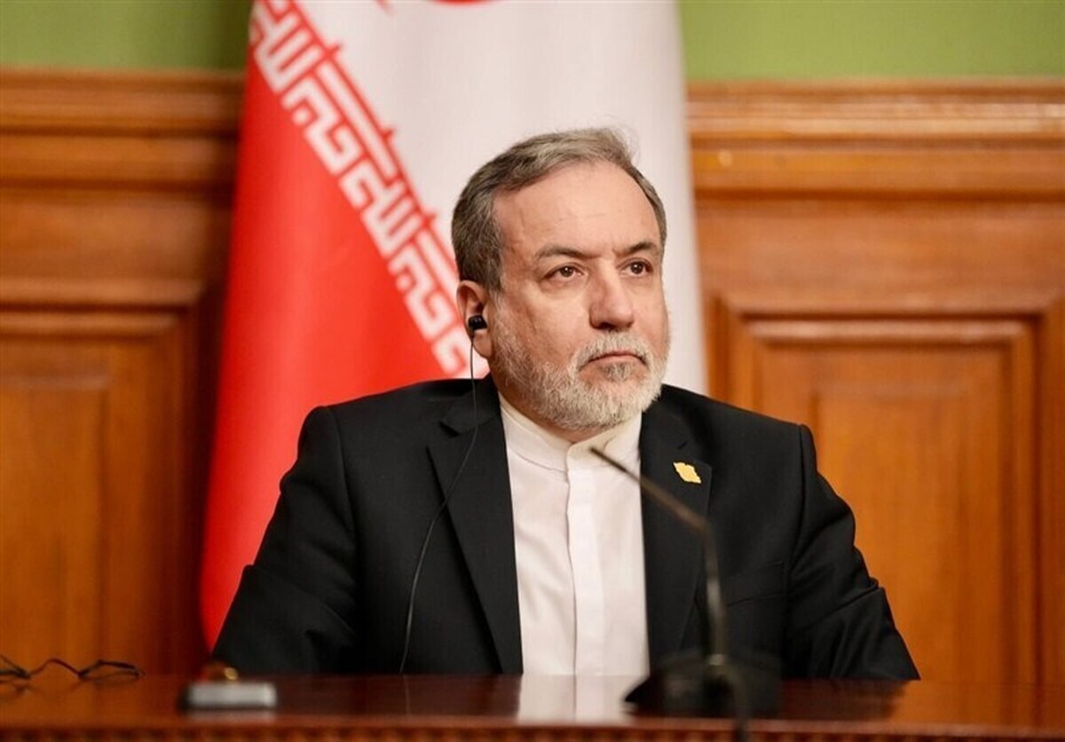 عراقچی: ایران با قدرت تمام در برابر تجاوز نظامی آمریکا و رژیم صهیونیستی از خود دفاع می‌کند