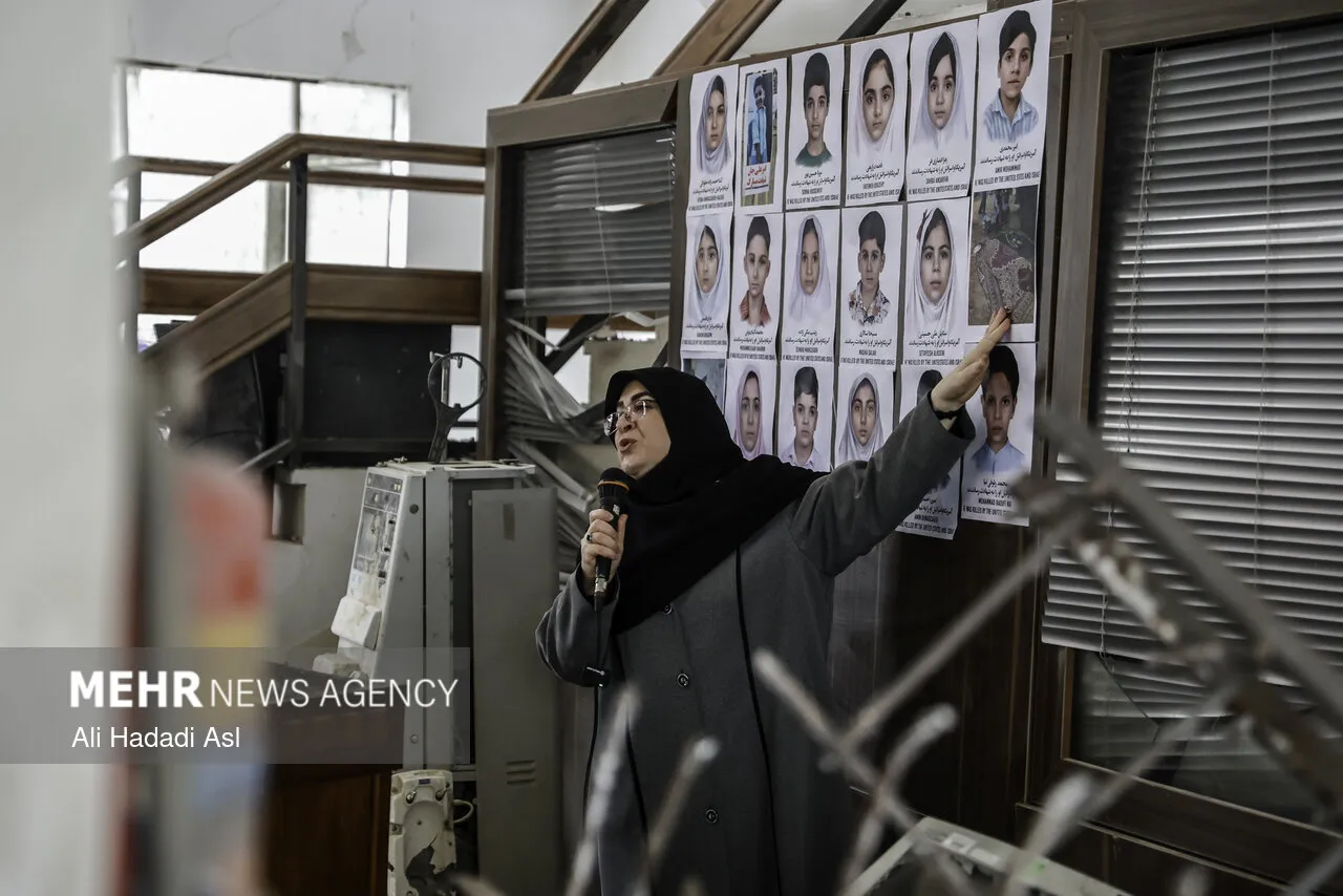 زنده از روز یازدهم جنگ | ️در حمله به ساختمان راهور در شرق تهران ۴ نفر شهید شدند | هشدار لاریجانی درباره تنگه هرمز | وزارت اطلاعات: ۳۰ جاسوس دستگیر شدند