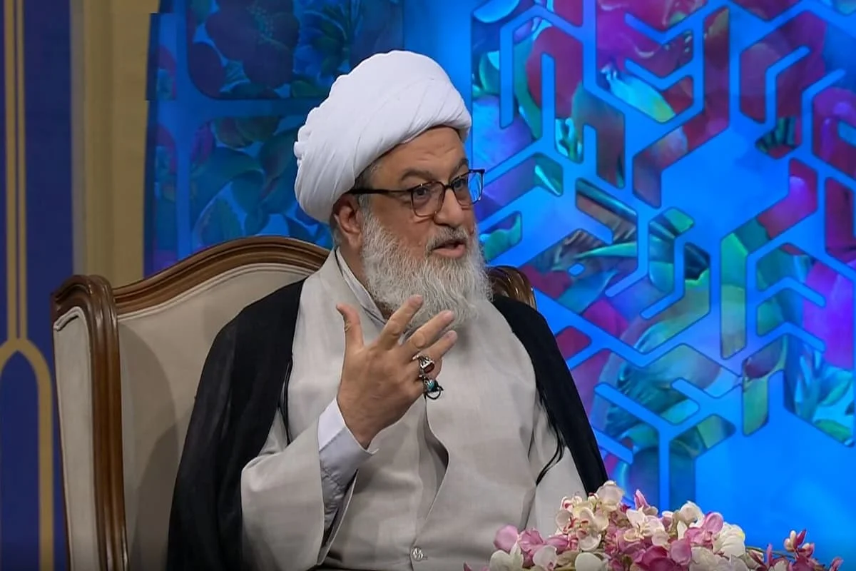 کارشناس برنامه سمت خدا: مردم باید قدردان جمهوری اسلامی باشند کارشناس برنامه سمت خدا