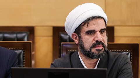 نماینده مجلس: برای تولید محتوا در یوتیوب و اینستاگرام باید از صداوسیما مجوز گرفت