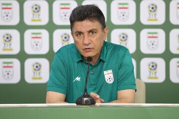 شهادت دختران لکه ننگینی بر شعارهای دشمنان بود