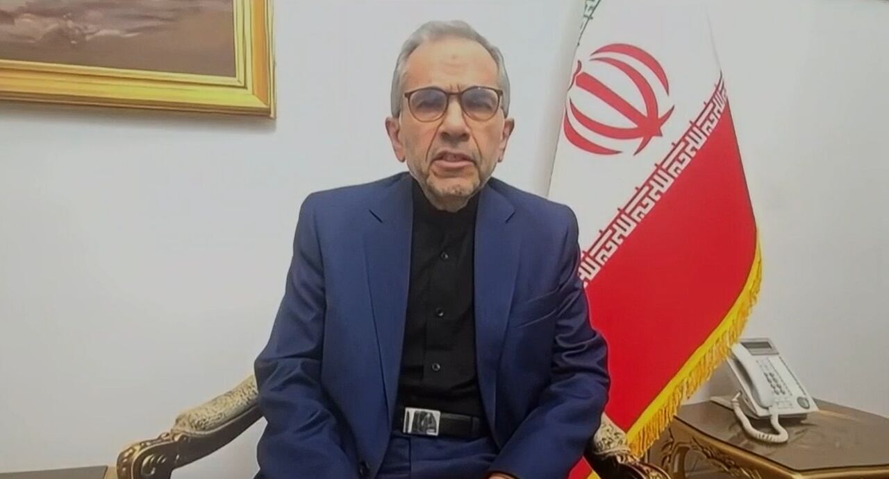 تخت‌روانچی: مین‌گذاری تنگه هرمز توسط ایران واقعیت ندارد