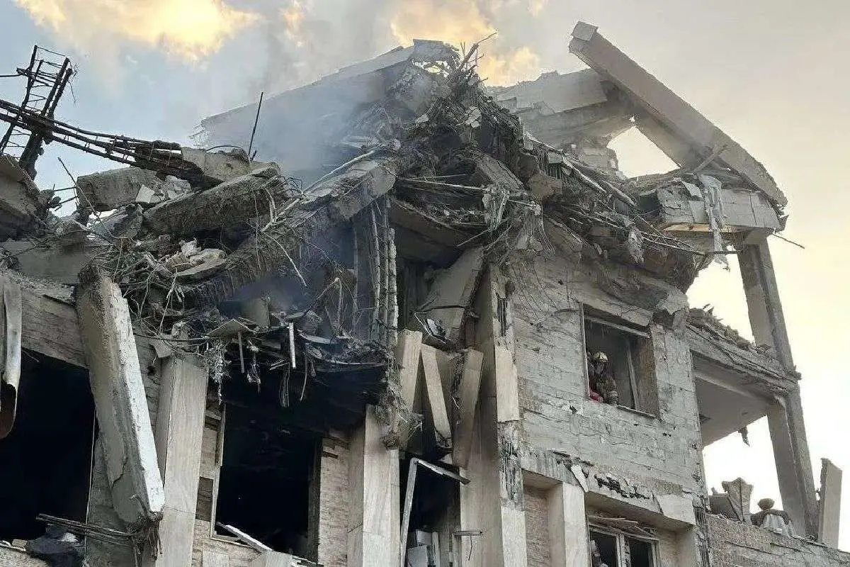 مردم برای ثبت خسارت ساختمان‌ها به کجا باید مراجعه کنند؟