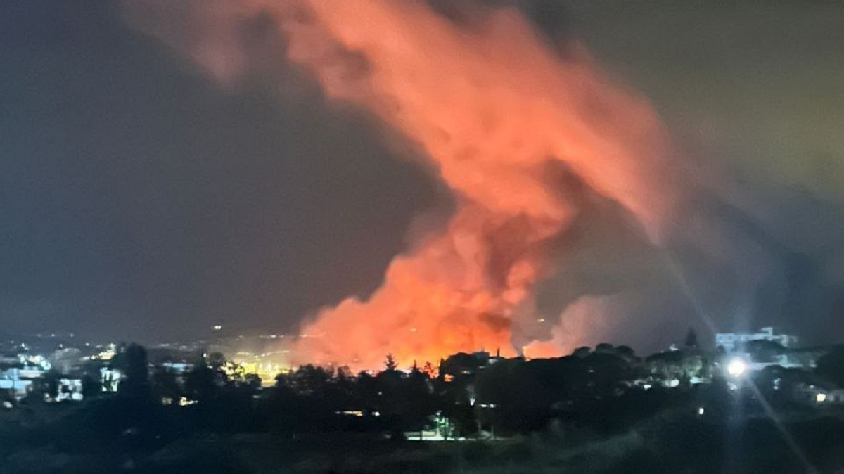 ببینید| حملات هوایی اسرائیل به برج قلاویه در جنوب لبنان