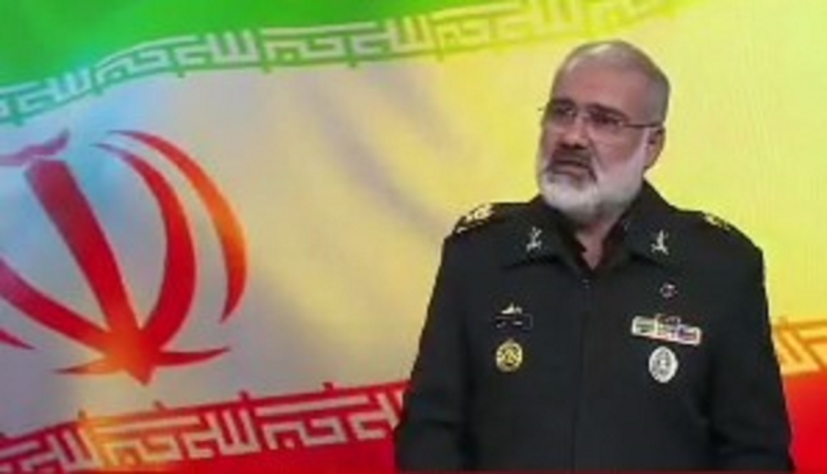 ببینید| هشدار معاون عملیات نیروی دریایی ارتش به نیروی دریایی آمریکا: اگر جرئت دارید به سواحل جاسک و تنگه هرمز نزدیک شوید