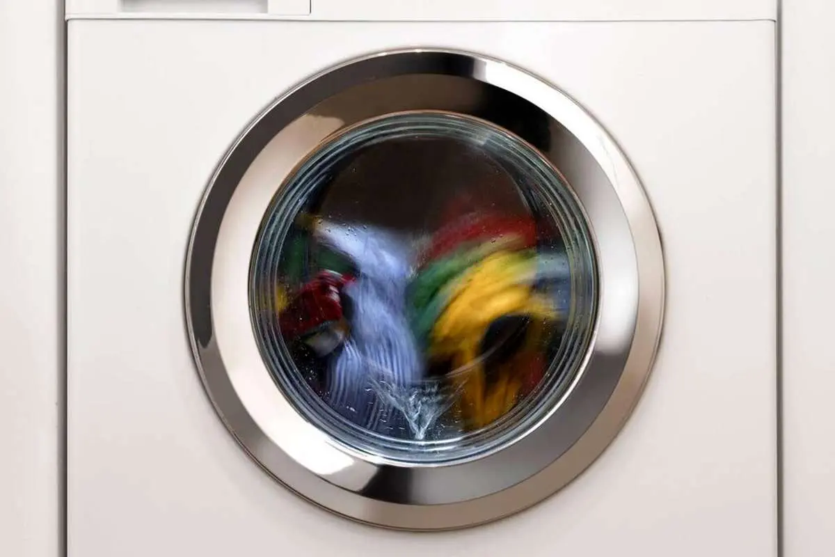 ۱۹ رازی که خشک‌شویی‌ها در مورد شستن لباس به شما نمی‌گویند!
