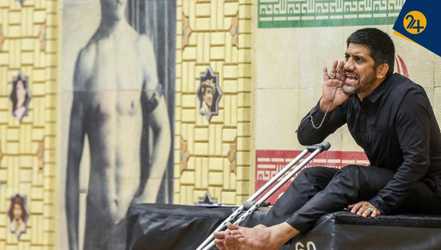 رقصِ سوگِ خانواده‌های کشته‌شدگان دی‌ماه و کج‌فهمیِ مغرضانه دبیر | وقتی سکوت سخت‌تر از حرف‌زدن است