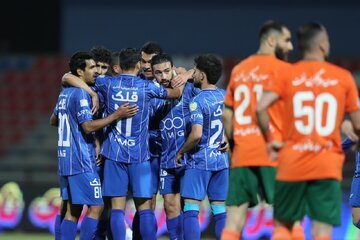 شکایت مس از تیم داوری دیدار با استقلال شکایت مس از تیم داوری