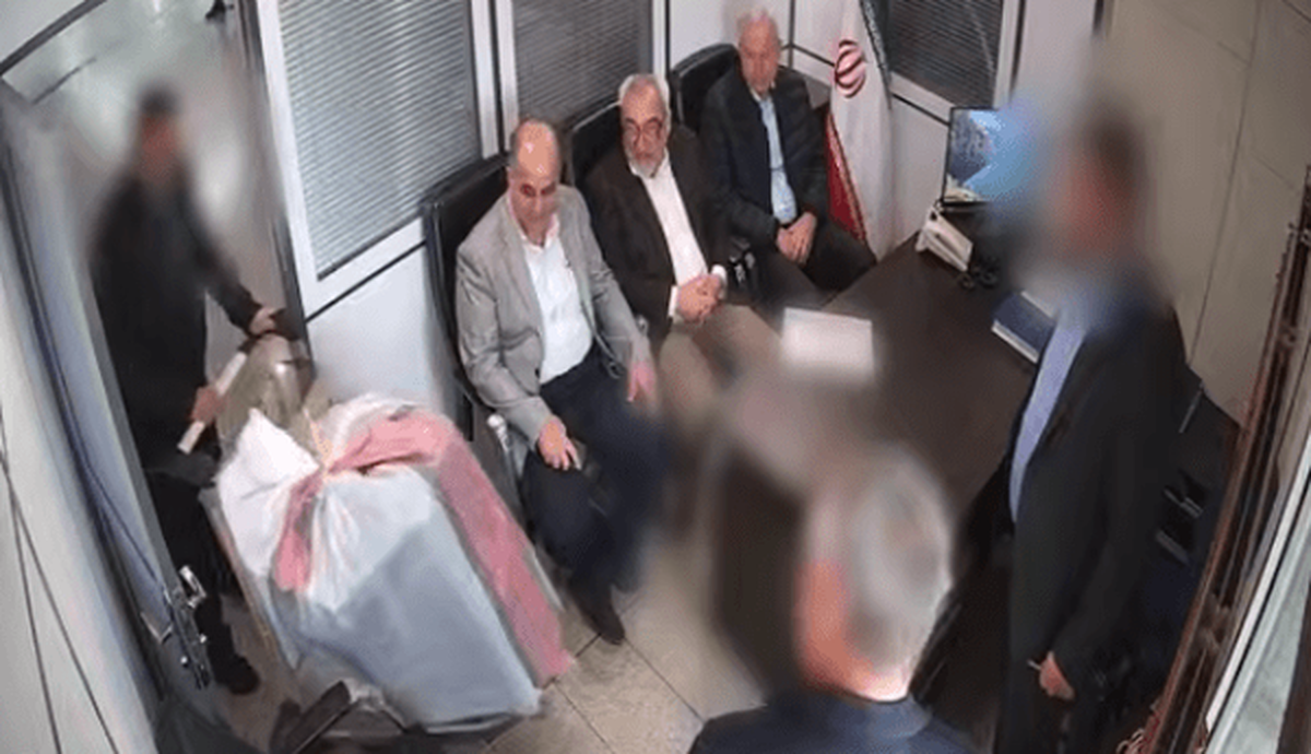 ببینید| صداوسیما: کشف دستگاه استارلینک و تلفن ماهواره‌ای در چمدان دیپلمات اروپایی