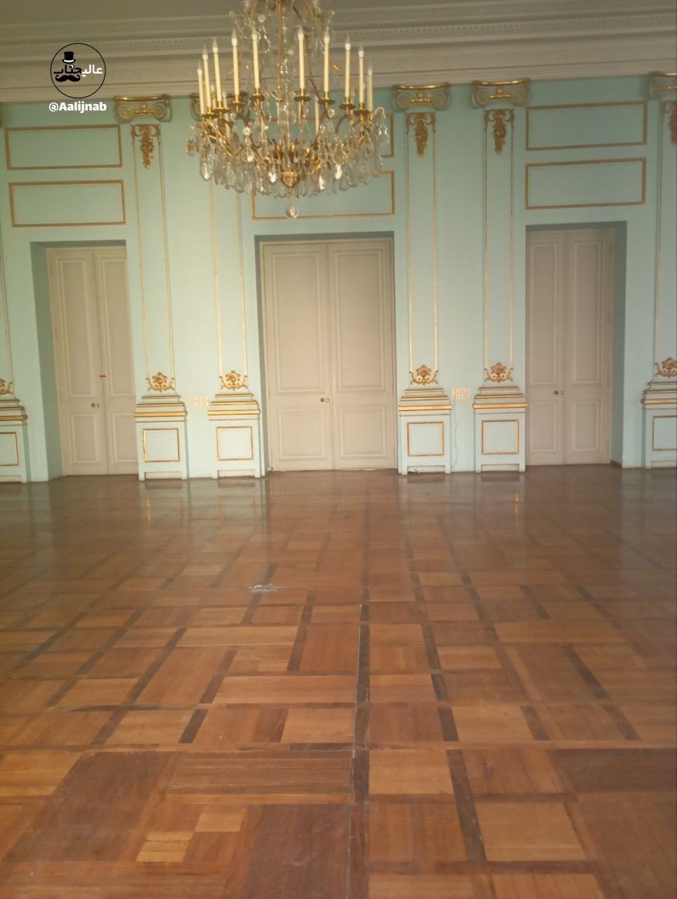 کاخ نیاوران تخلیه شد؟