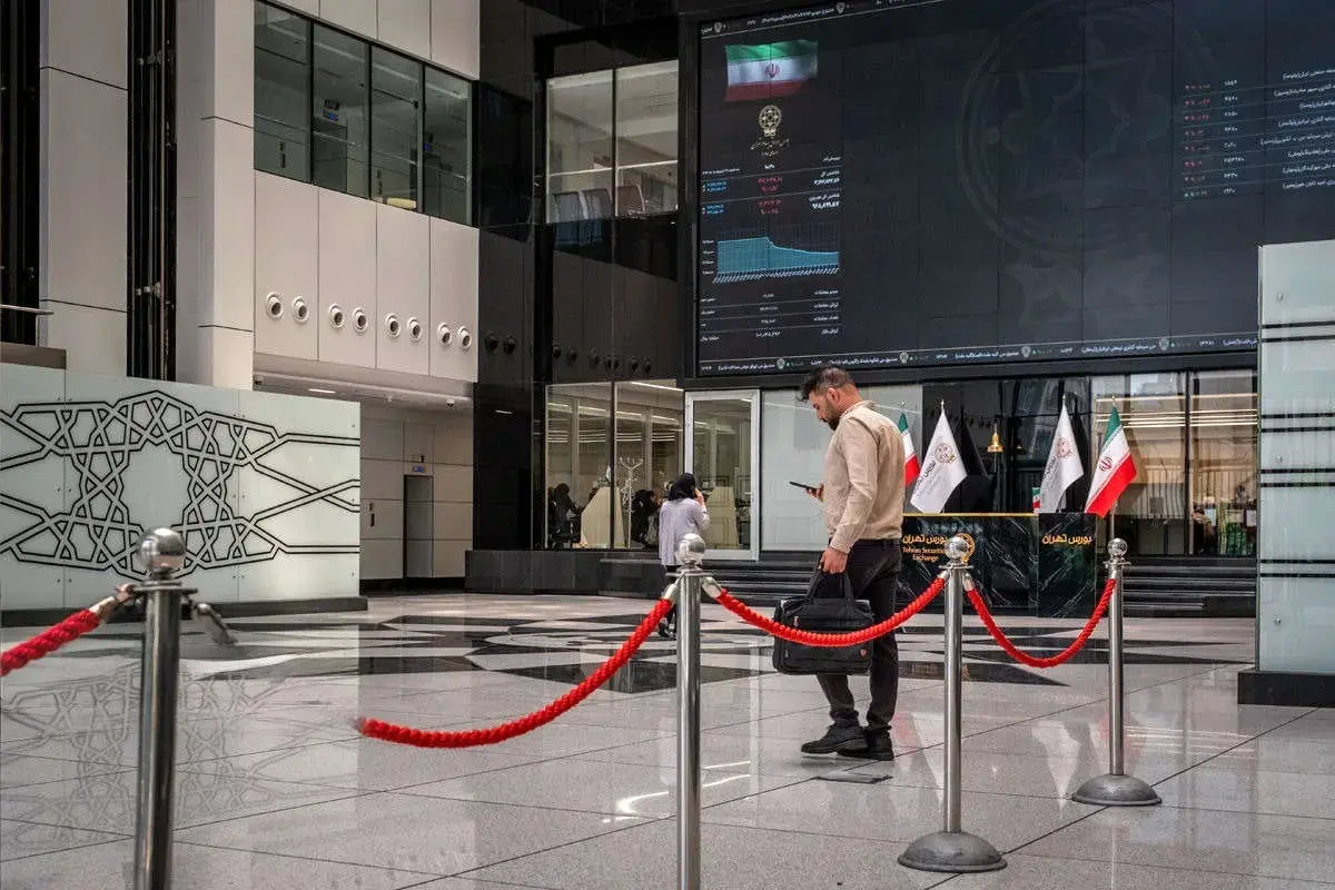 زمان بازگشایی بورس از طریق مجاری رسمی اطلاع رسانی خواهد شد