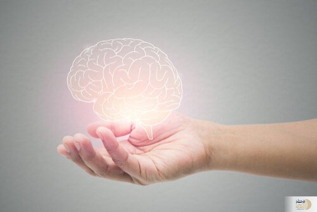 این اشتباهات مغز شما را ۱۰ سال پیرتر می‌کند