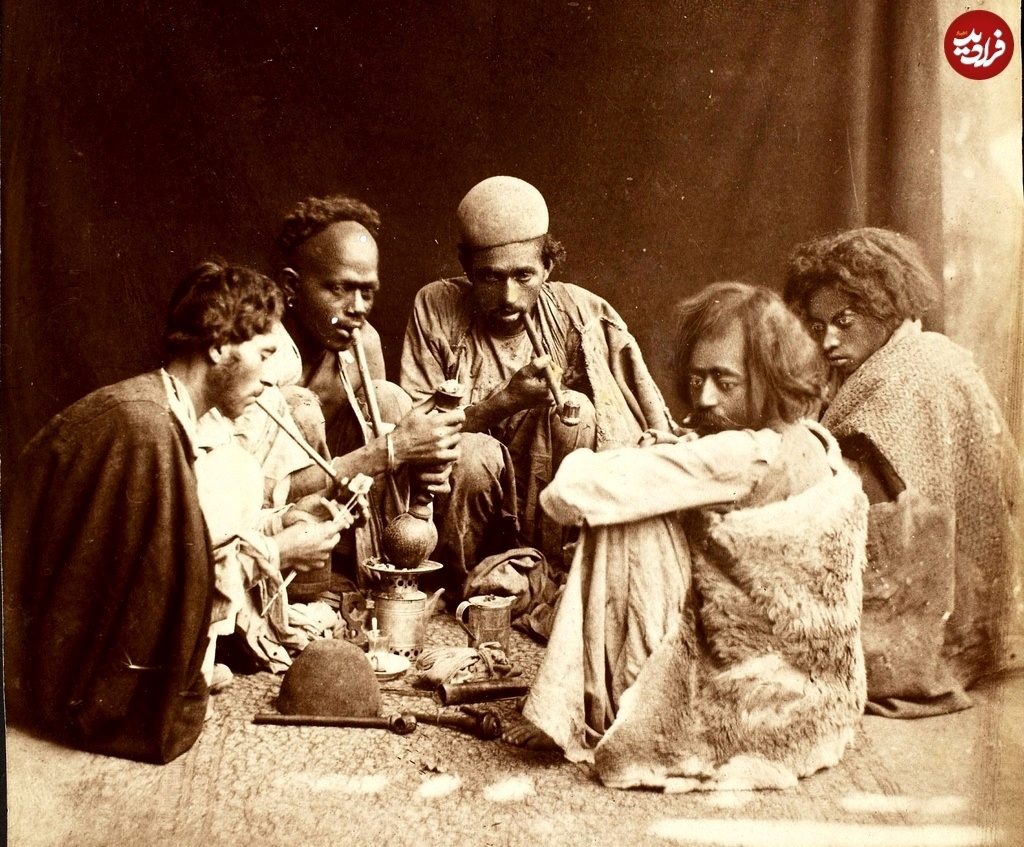 تریاکی‌های قاجاری