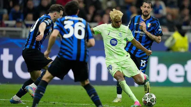 آلن شیرر: اینتر و بارسا یک بازی بزرگ فوتبال برای ما ساختند