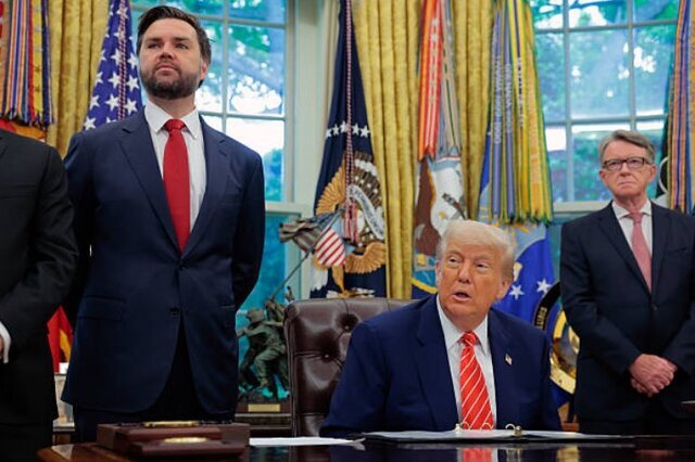 ترامپ: خواستار توافق با ایران هستم