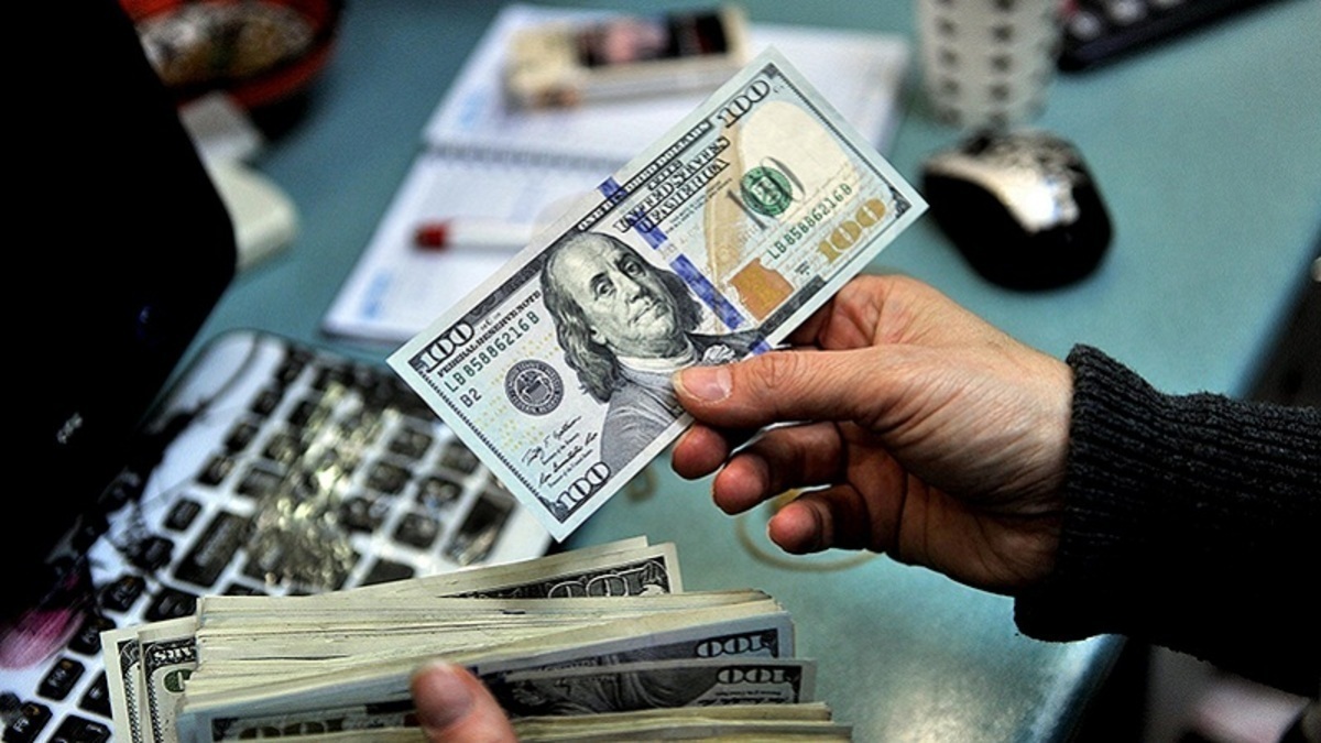 منتظر کاهش قیمت دلار تا چه سطح قیمتی باشیم؟