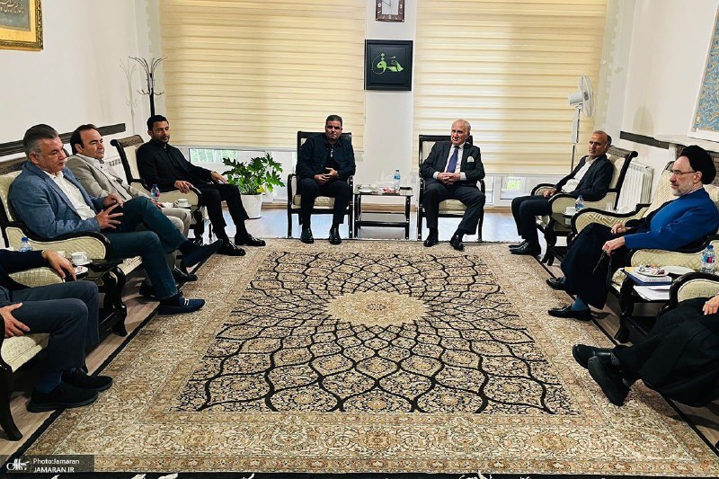 دیدار جمعی از پیشکسوتان پرسپولیس و تیم ملی با سید محمد خاتمی +تصاویر