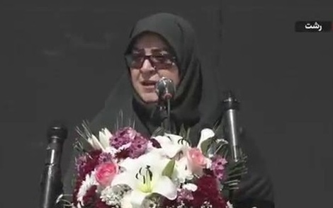 ببینید| سخنگوی دولت: گرمم است نمی‌توانم اینجا صحبت کنم!