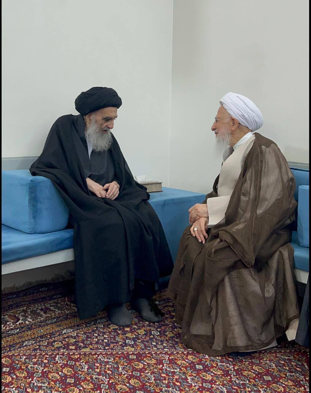 عکس| دیدار آیت‌الله جوادی آملی با آیت‌الله سیستانی