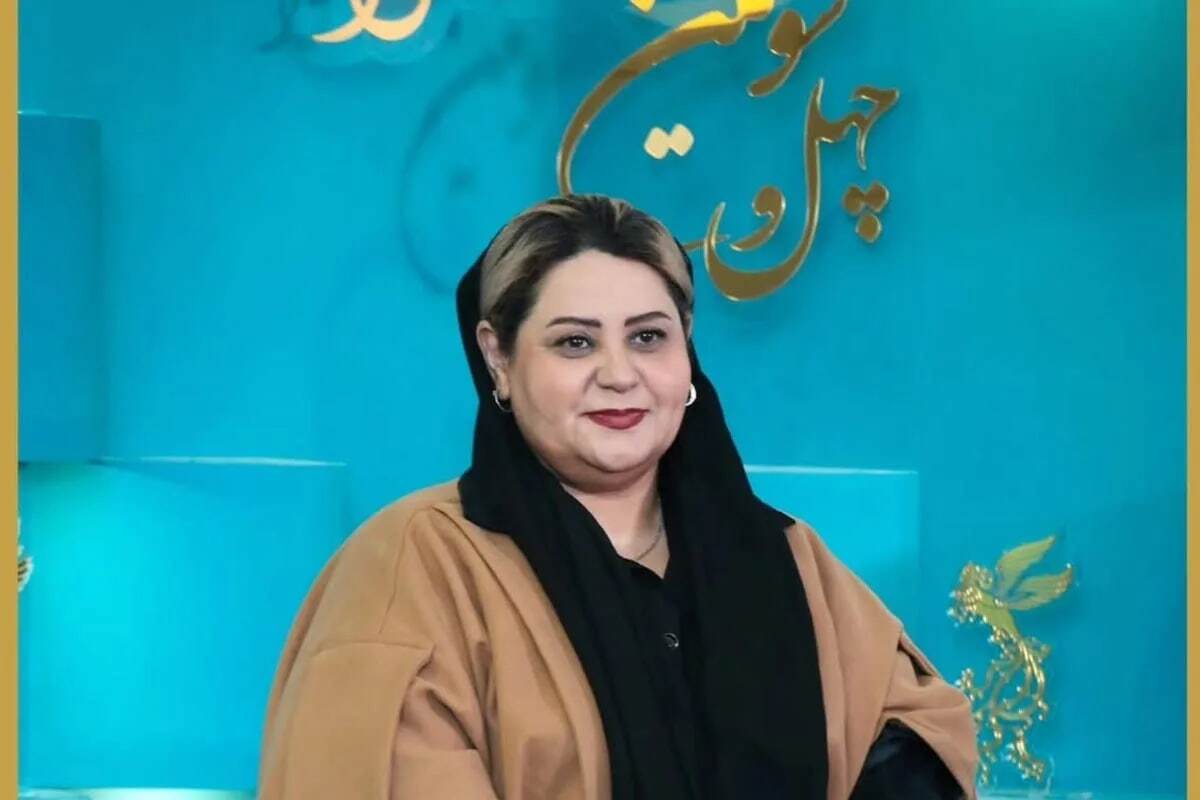 ببینید| پوشش بازیگر زن  ایرانی در تلویزیون جنجالی شد